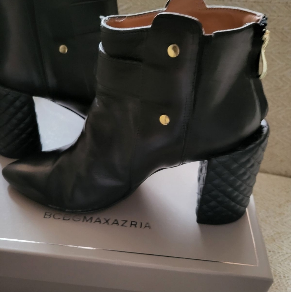 BCBG Black Goat Leather Women's Mid-Boots Size 8